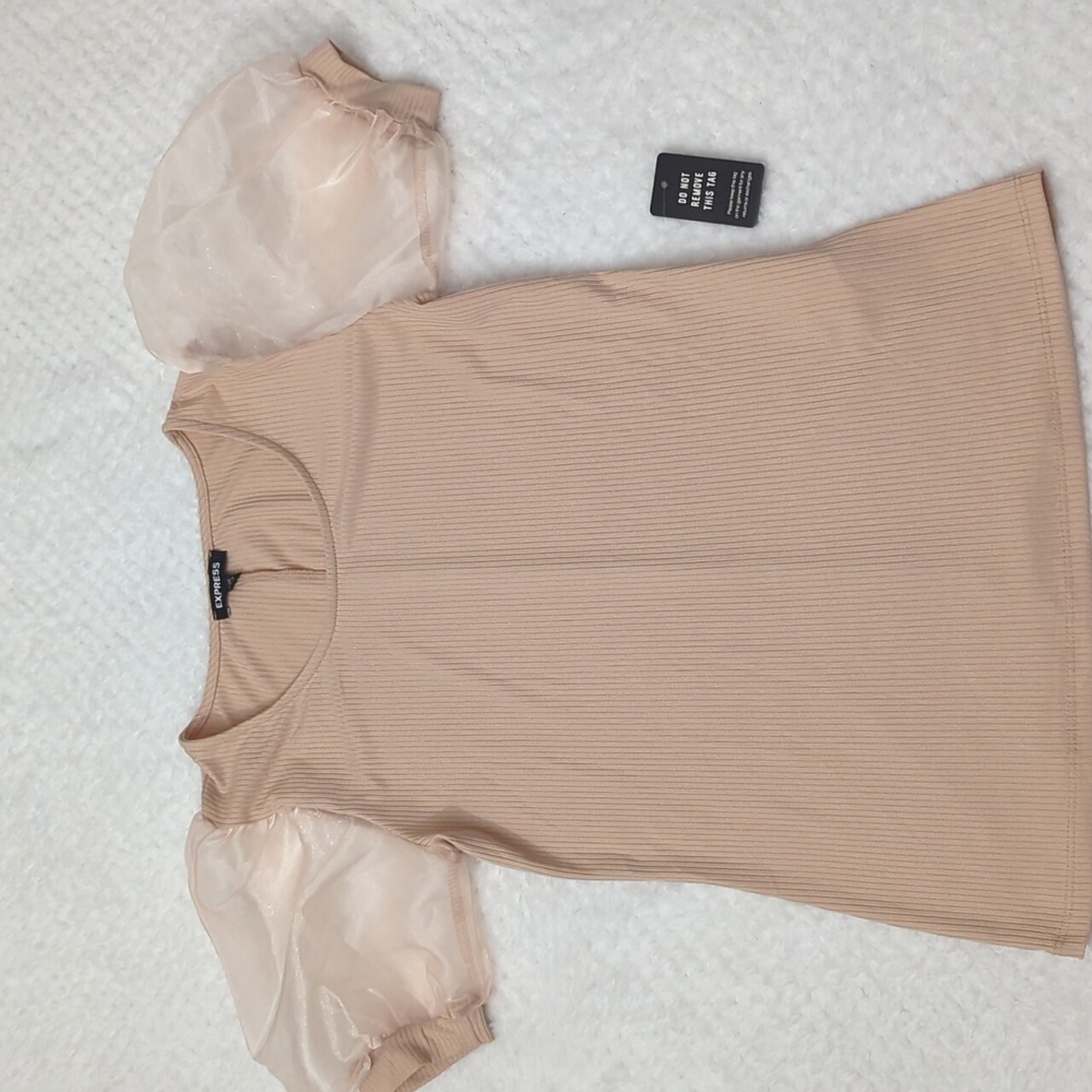 Express Puff Sleeve Top - Picture 4 of 8